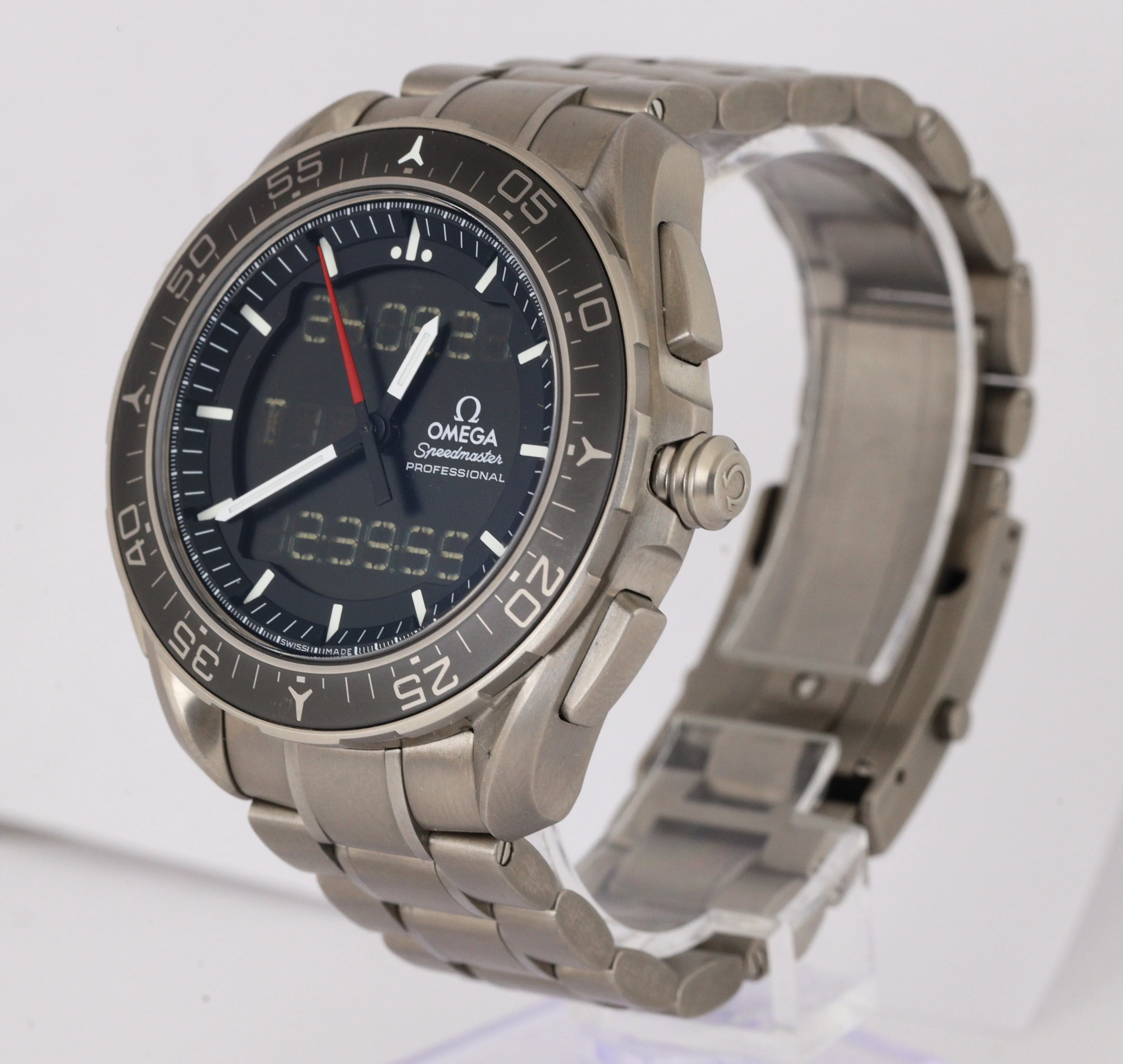 2017 Omega Speedmaster Skywalker X-33 Black 45mm Titanium 318.90.45.79.01.001
