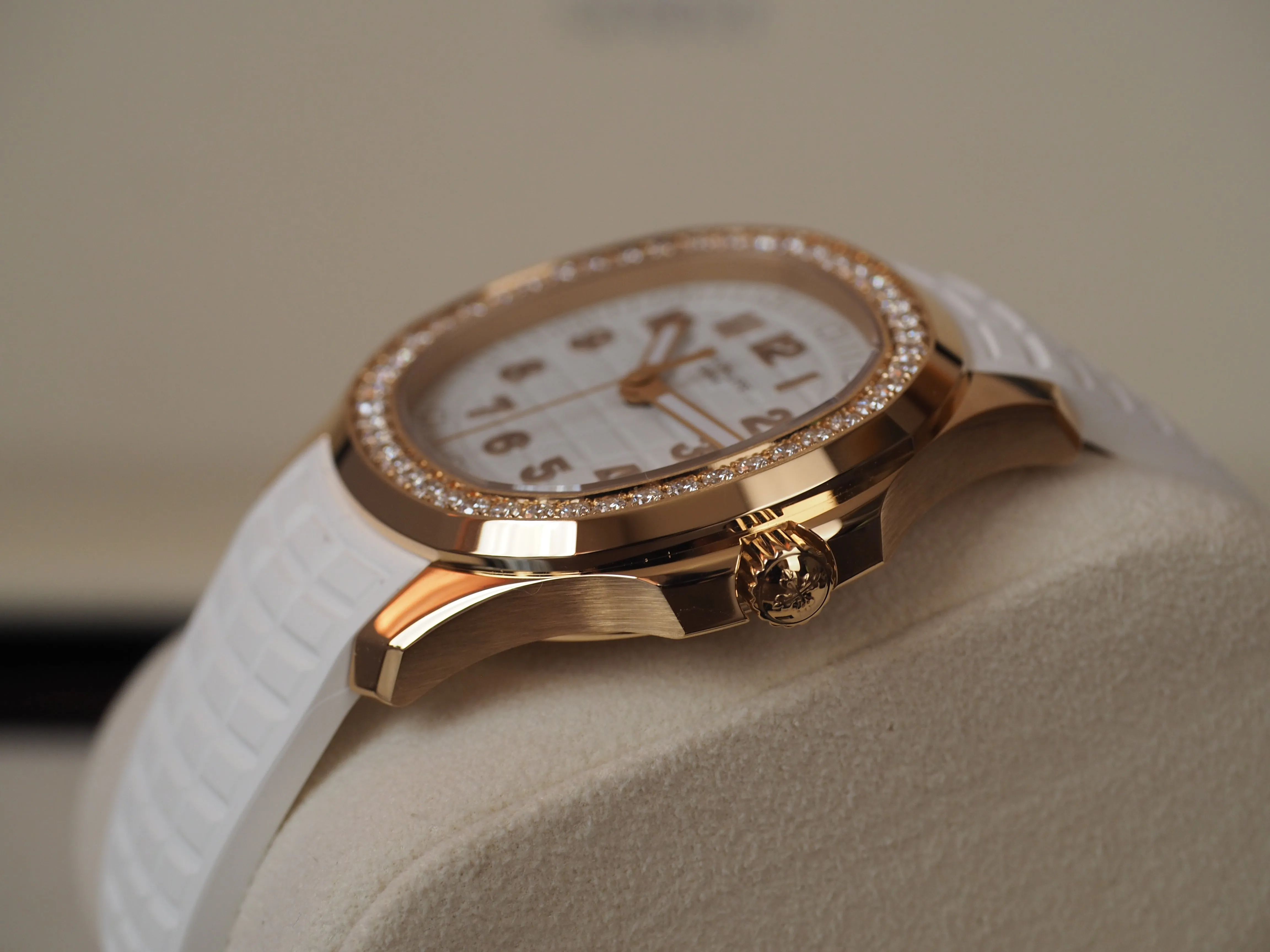 2021 Patek Phillipe Aquanaut Luce 5268 18K Rose Gold Diamond White 38.8mm Watch