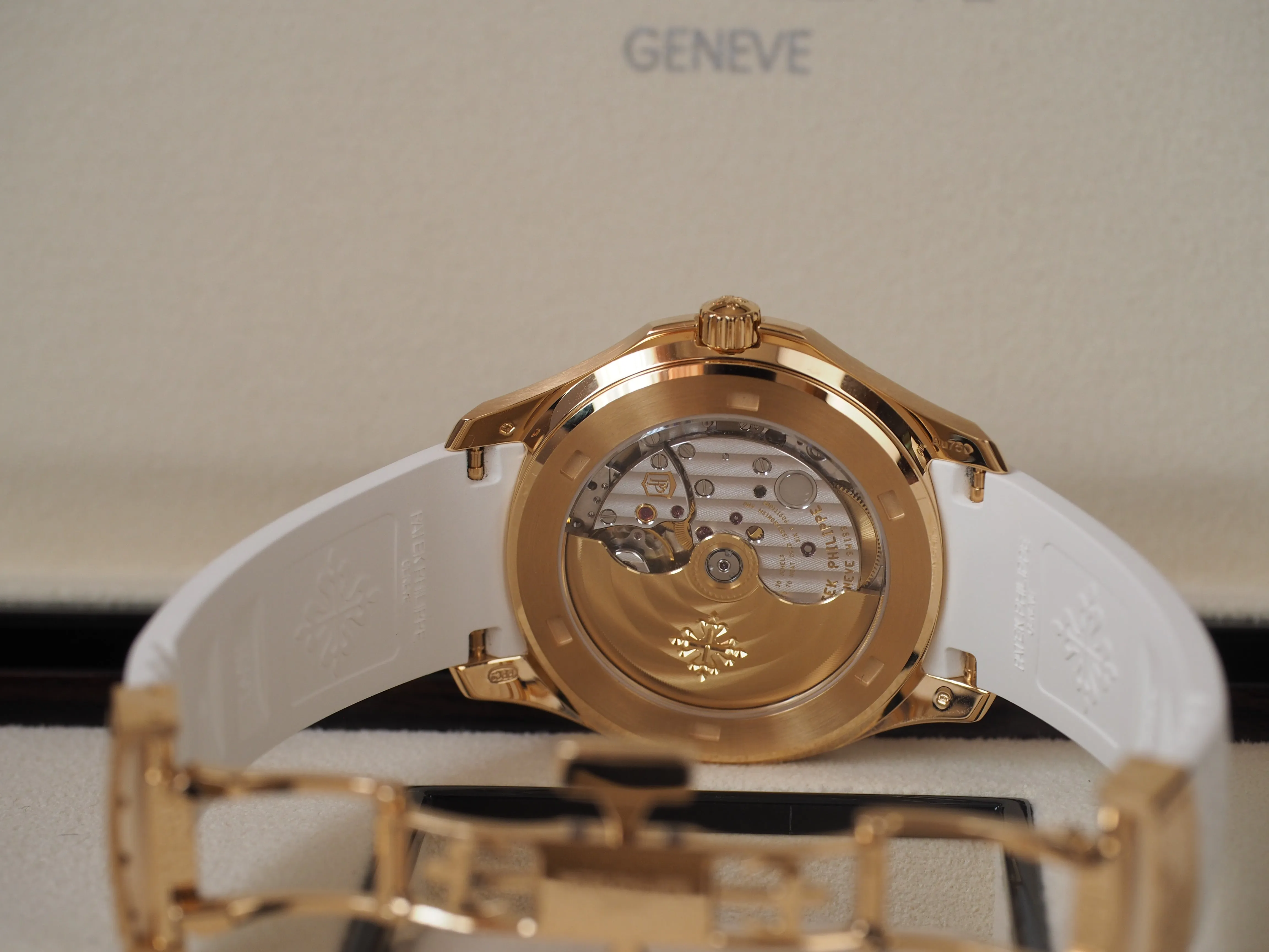 2021 Patek Phillipe Aquanaut Luce 5268 18K Rose Gold Diamond White 38.8mm Watch