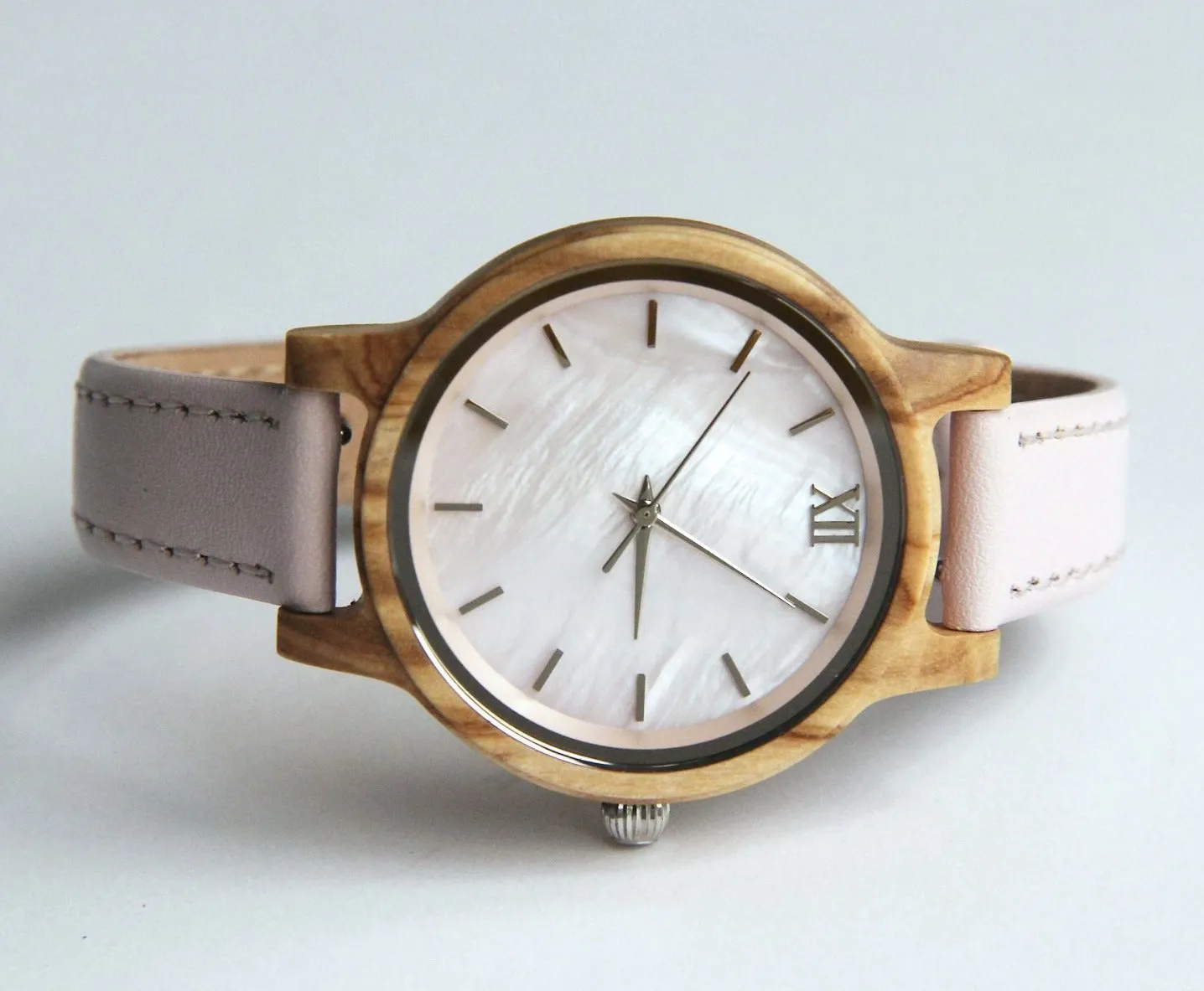 Anna Maria / Olive Wood - Women's Wood Watch / Sea Shell Face & Pink Leather Band