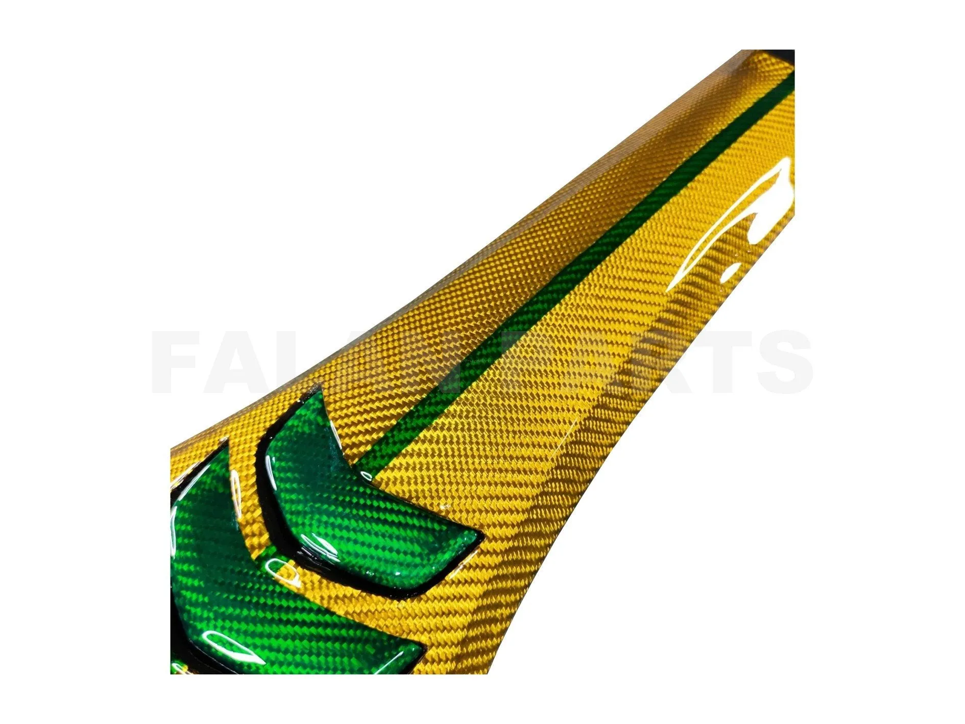 Carbon Fiber Horn Cover Racing Sixties | Vespa GTS Supertech