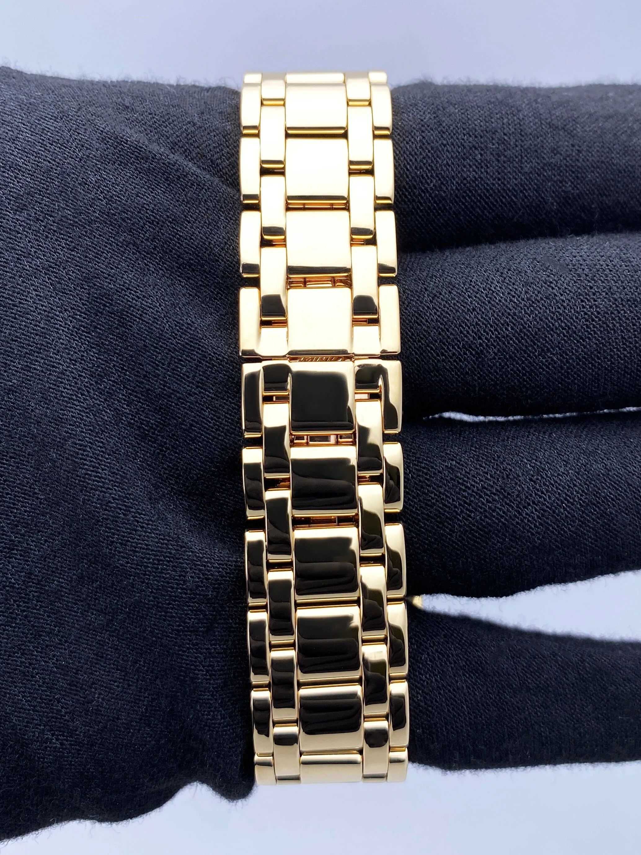 Cartier Tank Americaine W26035K2 18K Yellow Gold Ladies Watch Box Papers