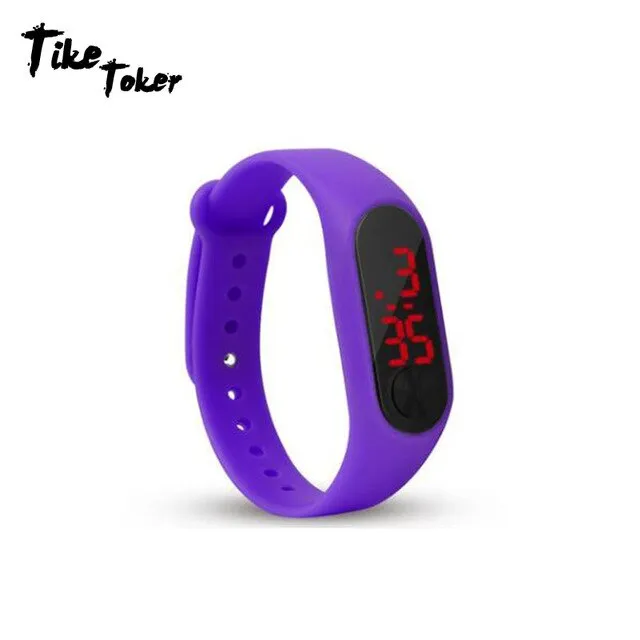 Fashion Men Women Casual Sports Bracelet Watches White LED Electronic Digital Candy Color Silicone Wrist Watch for Children Kids