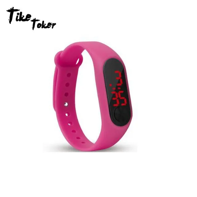 Fashion Men Women Casual Sports Bracelet Watches White LED Electronic Digital Candy Color Silicone Wrist Watch for Children Kids
