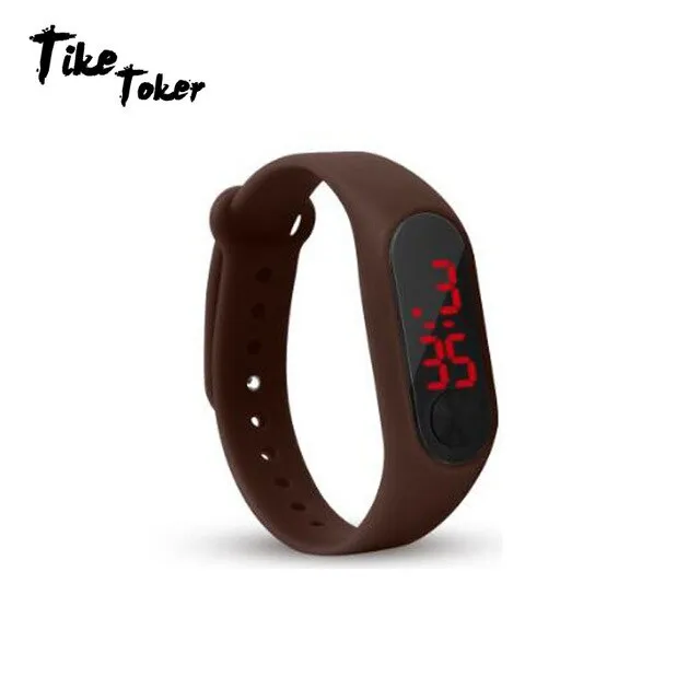 Fashion Men Women Casual Sports Bracelet Watches White LED Electronic Digital Candy Color Silicone Wrist Watch for Children Kids