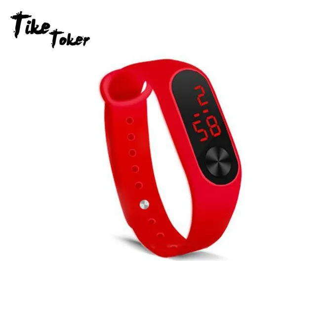 Fashion Men Women Casual Sports Bracelet Watches White LED Electronic Digital Candy Color Silicone Wrist Watch for Children Kids