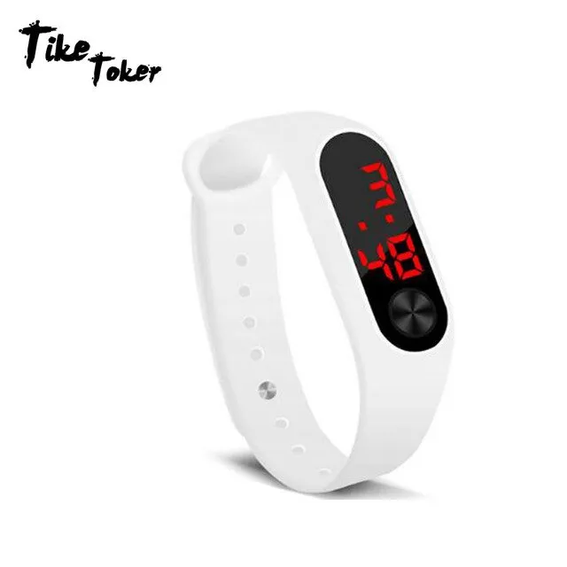 Fashion Men Women Casual Sports Bracelet Watches White LED Electronic Digital Candy Color Silicone Wrist Watch for Children Kids