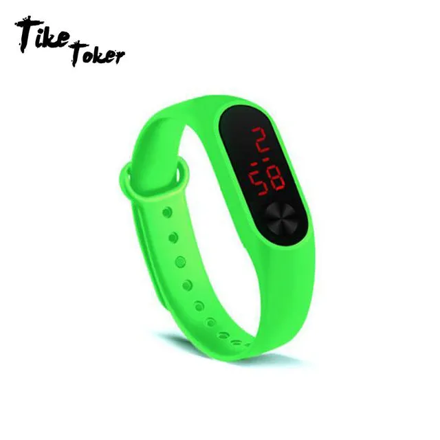 Fashion Men Women Casual Sports Bracelet Watches White LED Electronic Digital Candy Color Silicone Wrist Watch for Children Kids