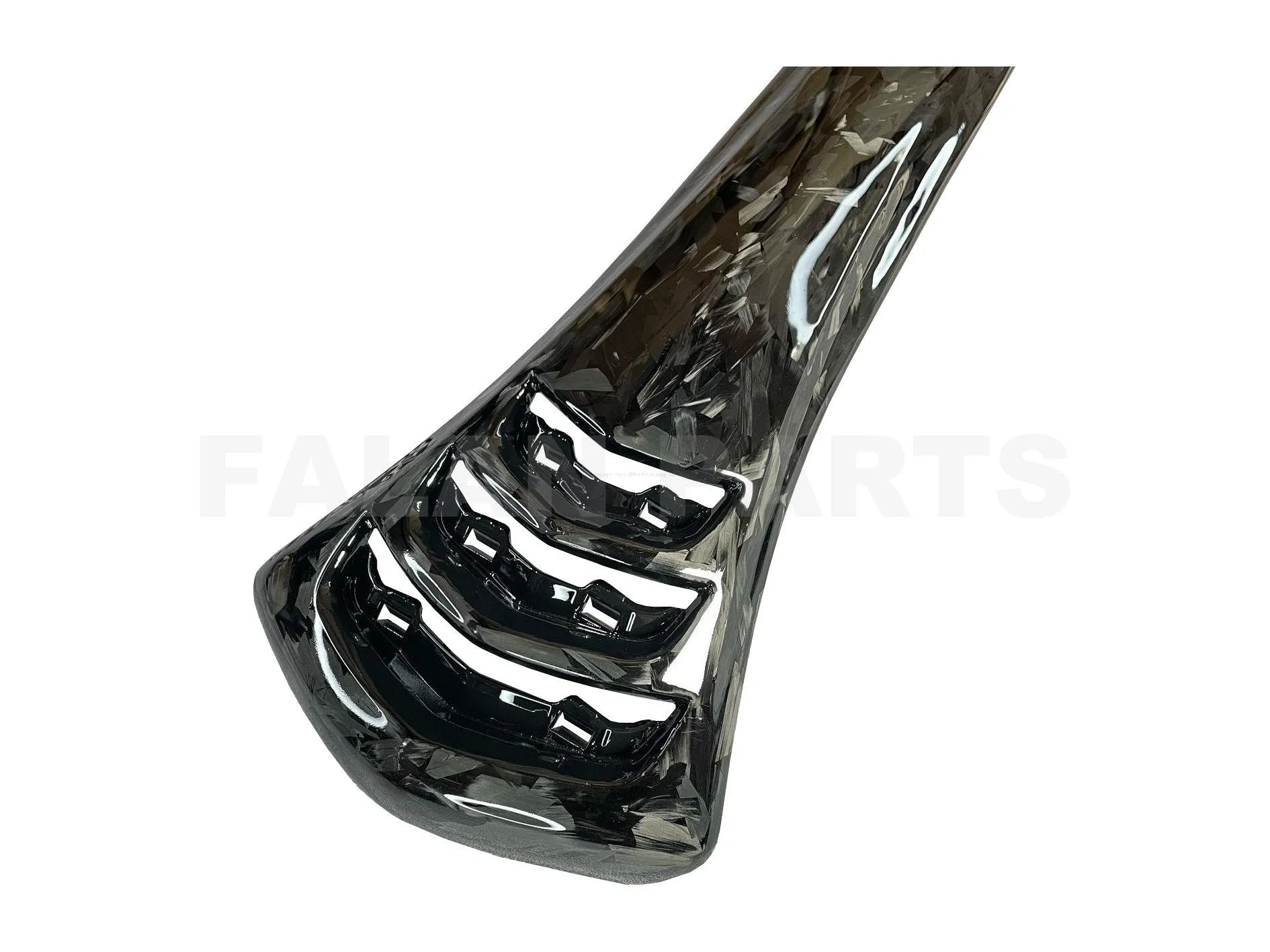 Forged Carbon Fiber Horn Cover | Vespa GTS Supertech