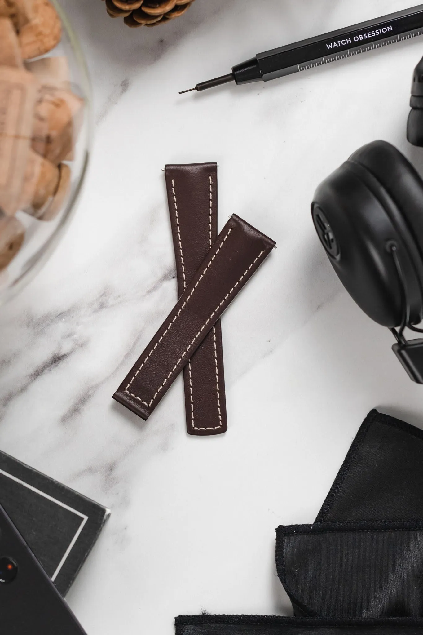 Hirsch SPEED Calfskin Deployment Watch Strap in BROWN/WHITE