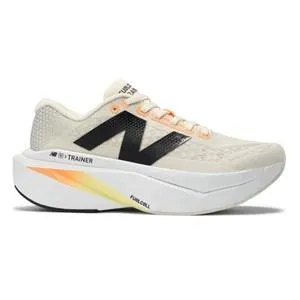 M. New Balance FuelCell SuperComp Trainer v4 - A4