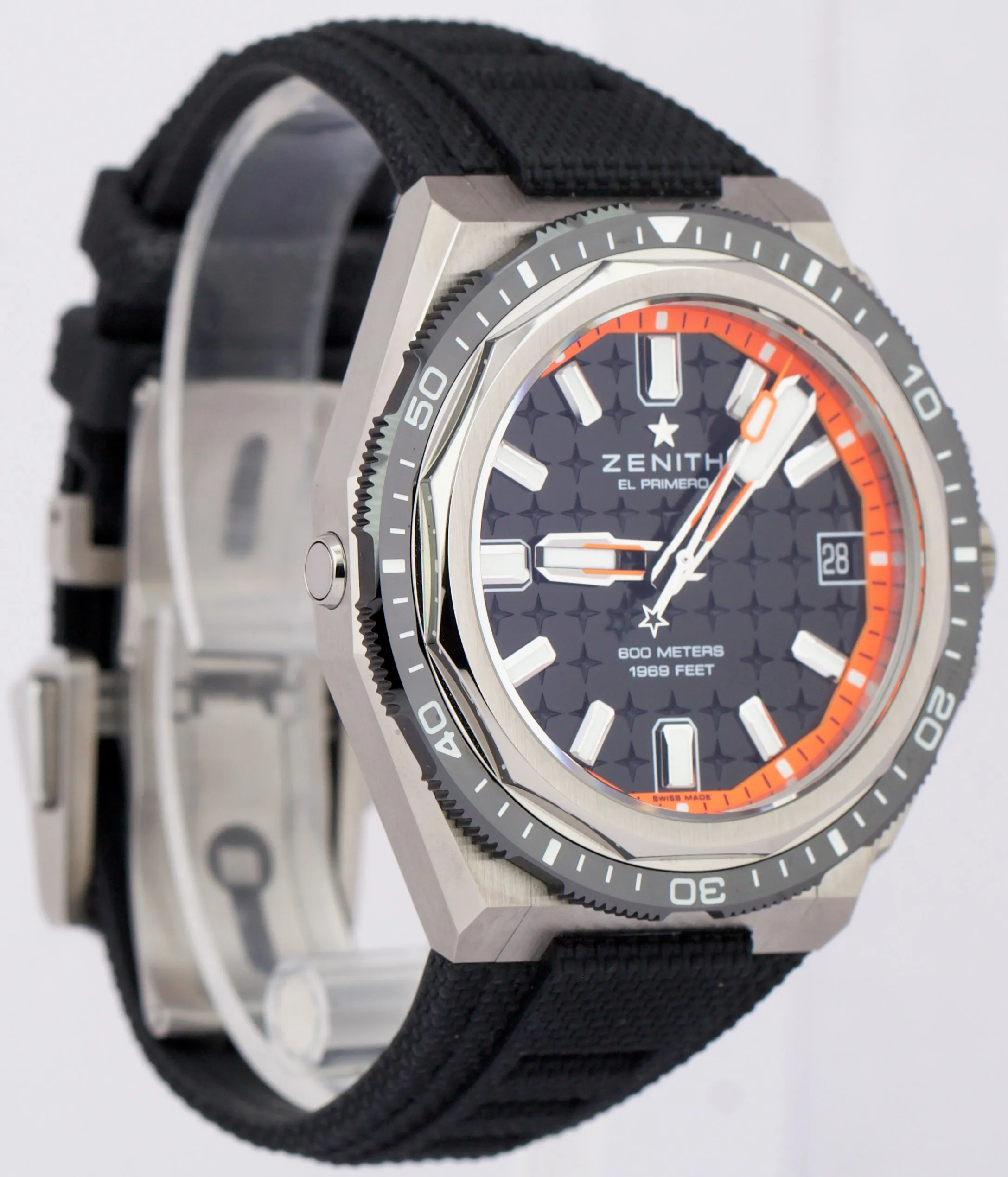 MINT 2024 PAPERS Zenith Defy Extreme Diver TITANIUM 95.9600.3620/21.I300 BOX