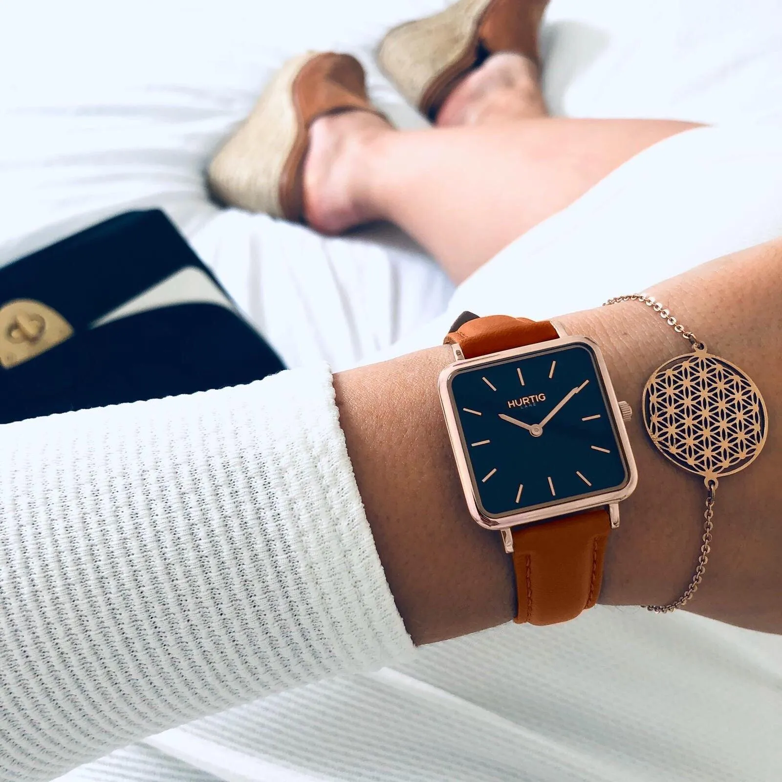Neliö Square Vegan Leather Watch Rose Gold, Black & Tan