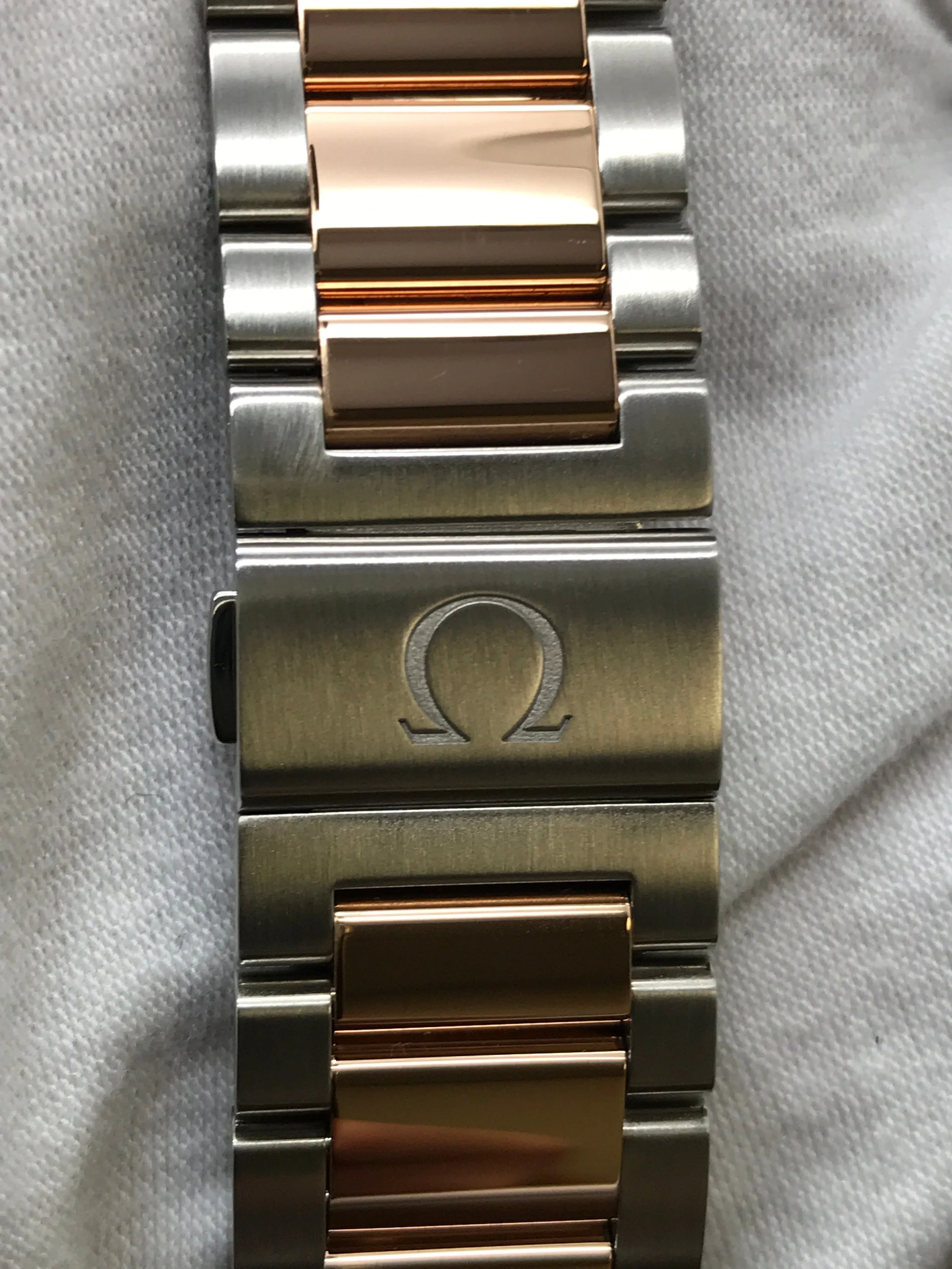 Omega Seamaster Aqua Terra 150M 231.20.42.21.06.003 Gray Dial Automatic Men's Watch