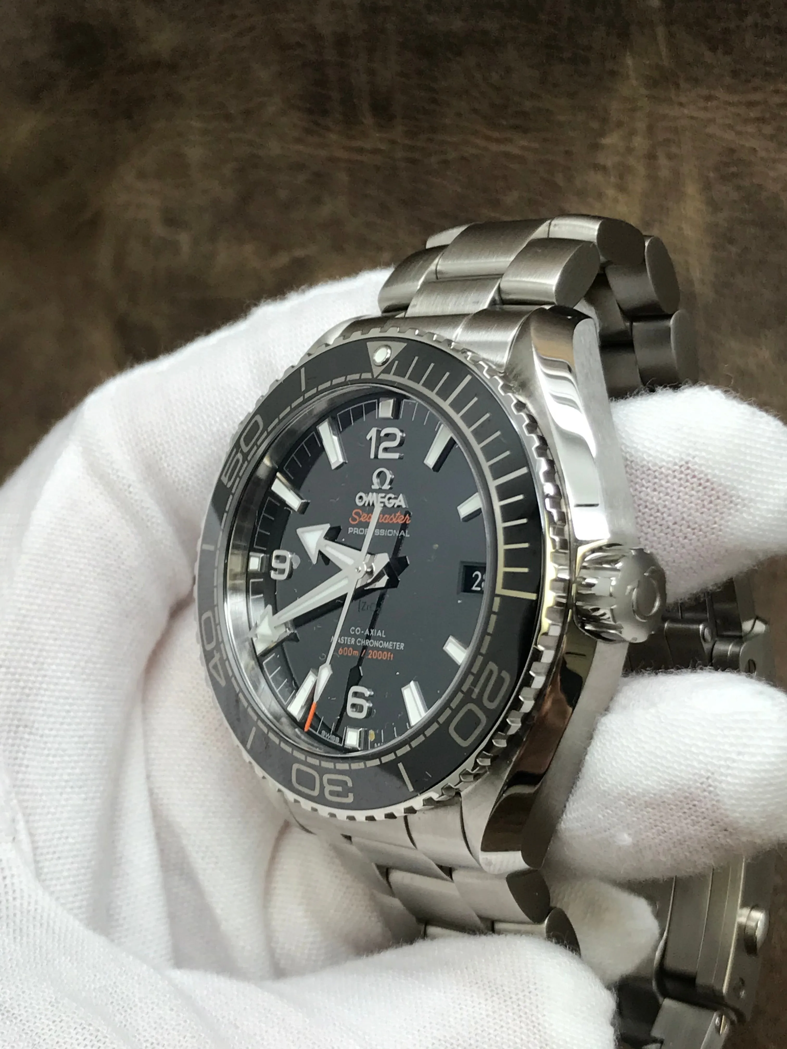 Omega Seamaster Planet Ocean Planet Ocean 215.30.44.21.01.001 Black Dial Automatic Men's Watch