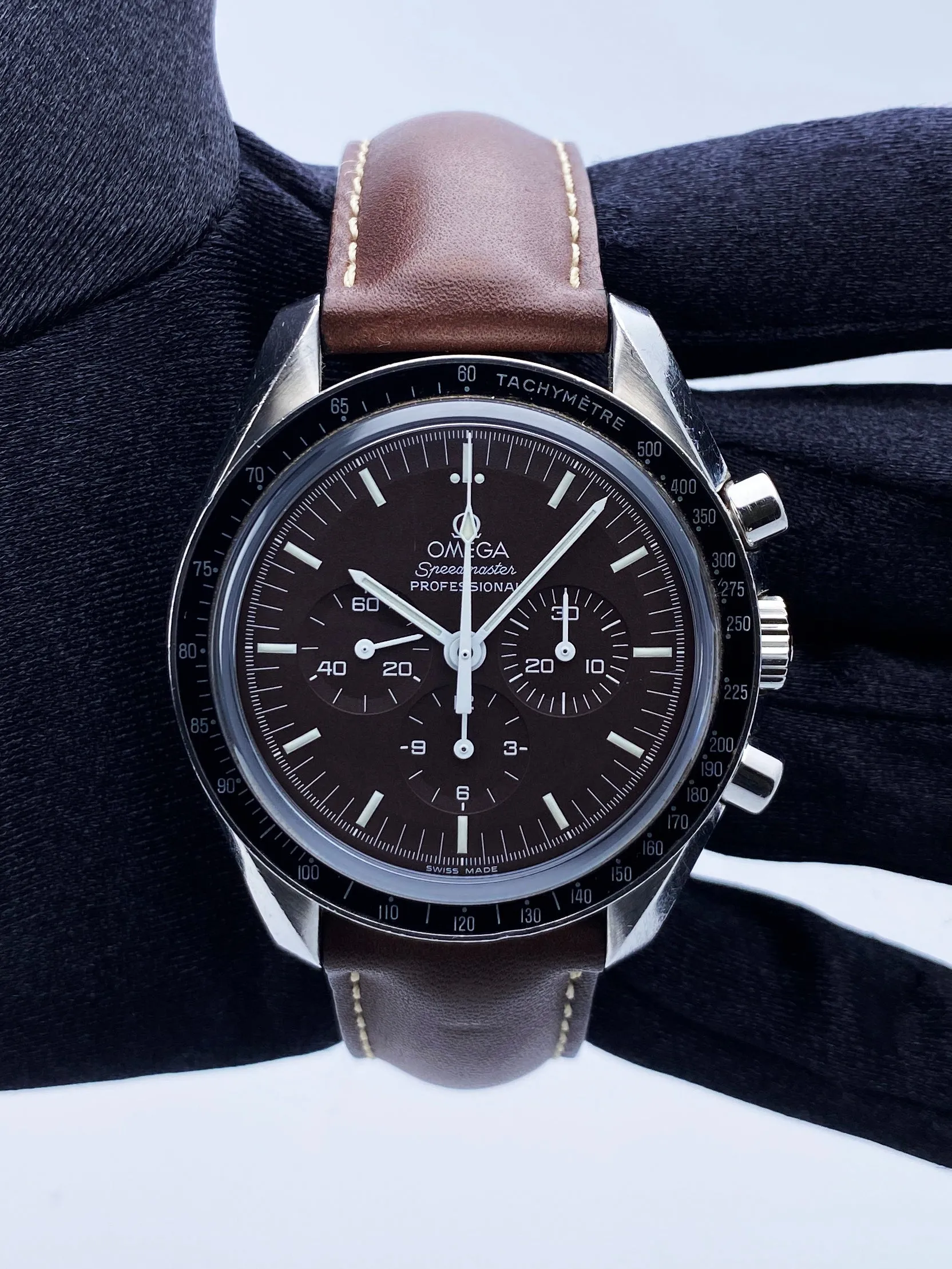 Omega Speedmaster 311.32.42.30.13.001 MOONWATCH Mens Watch Box/Papers