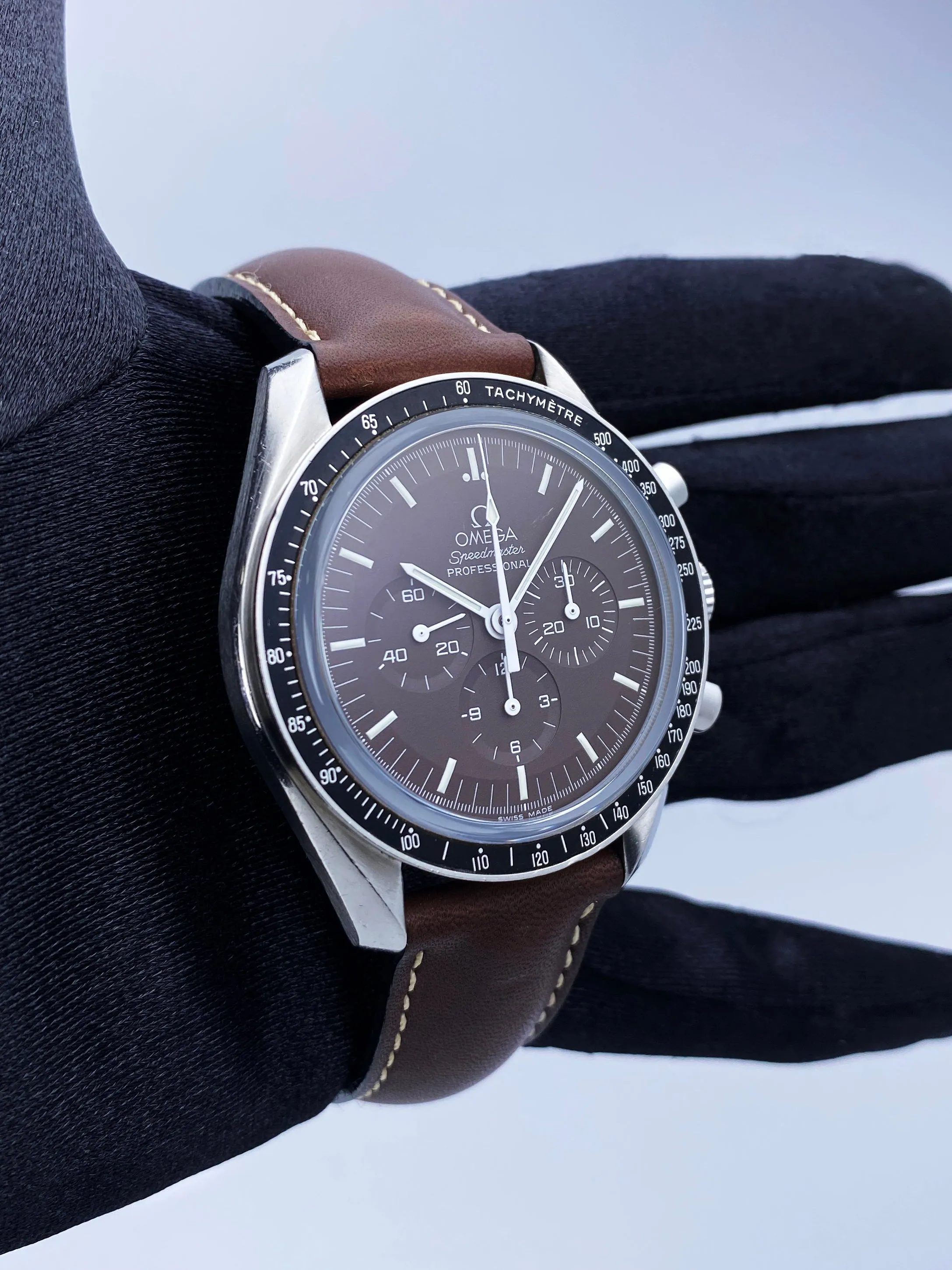 Omega Speedmaster 311.32.42.30.13.001 MOONWATCH Mens Watch Box/Papers