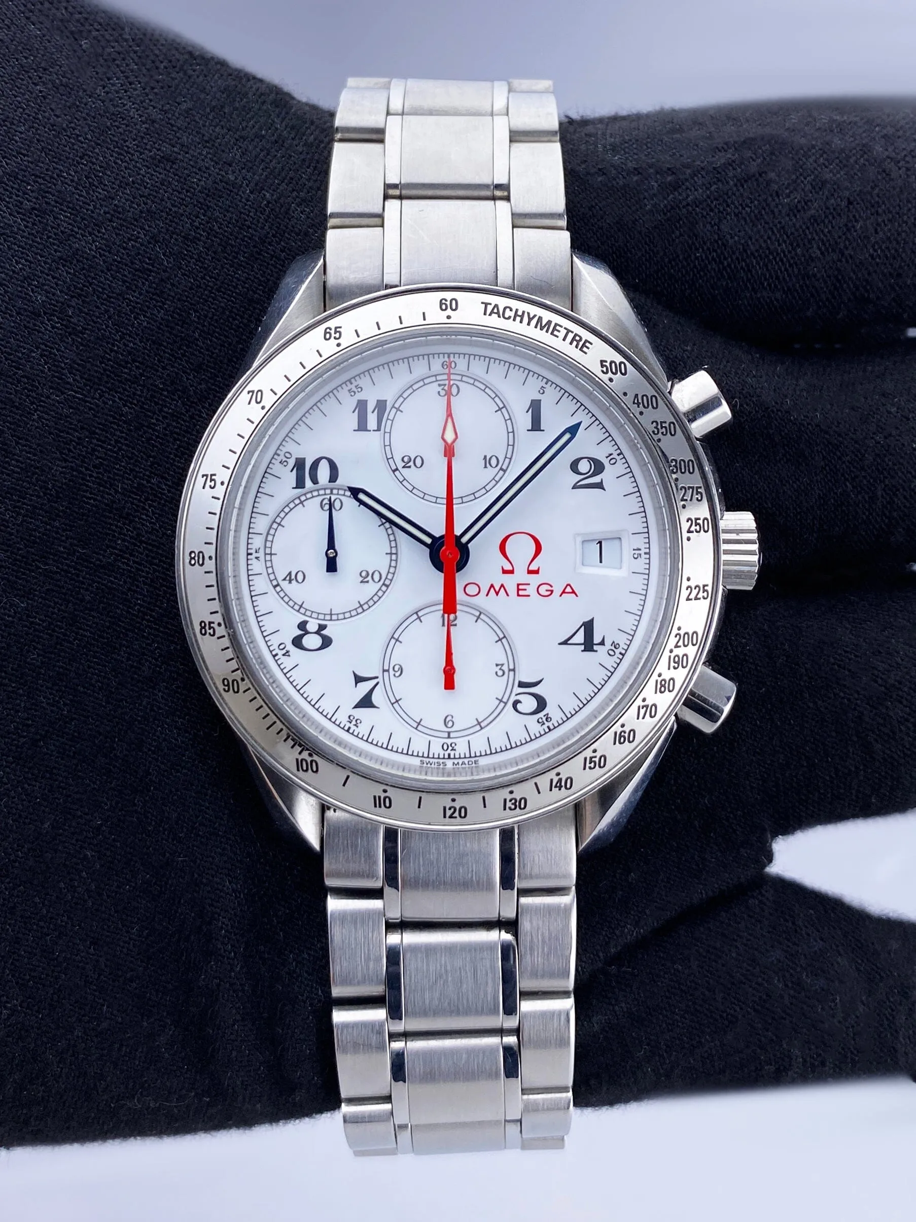 Omega Speedmaster 3515.20 Mens Watch Box Papers
