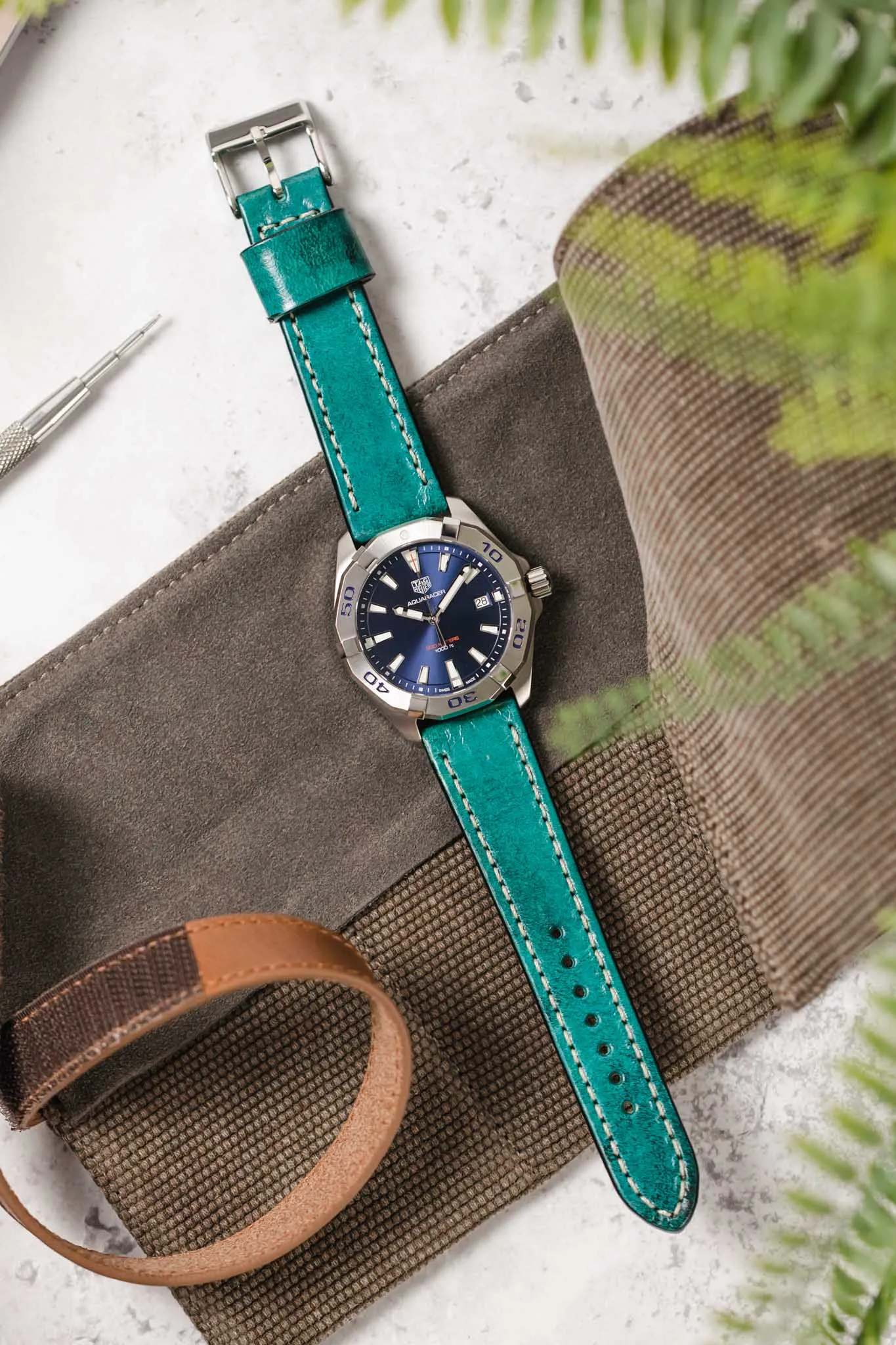 Pebro HISTORIC Hand-Finished Leather Watch Strap in TURQUOISE