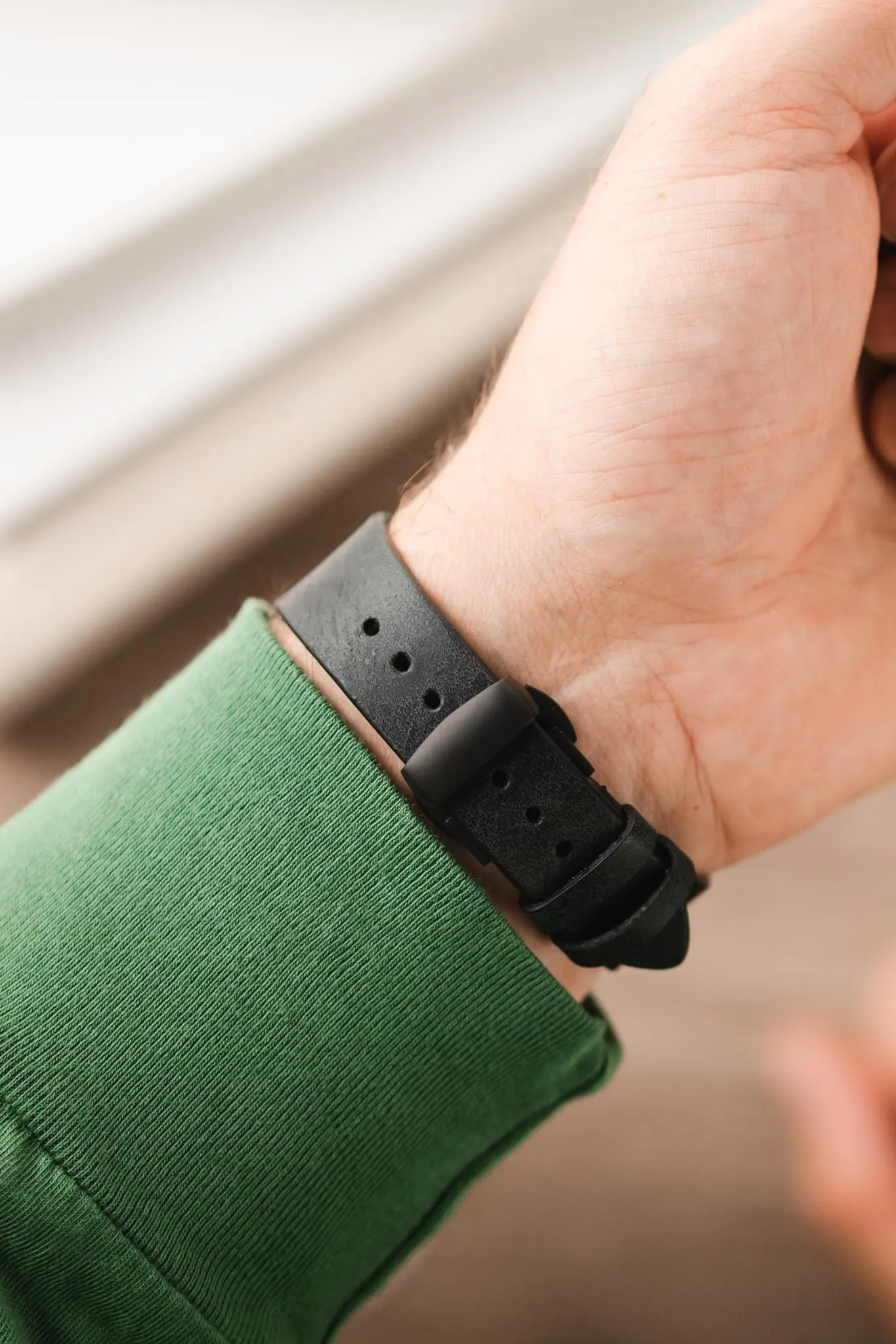 PUSH-BUTTON Deployment Clasp in PVD BLACK