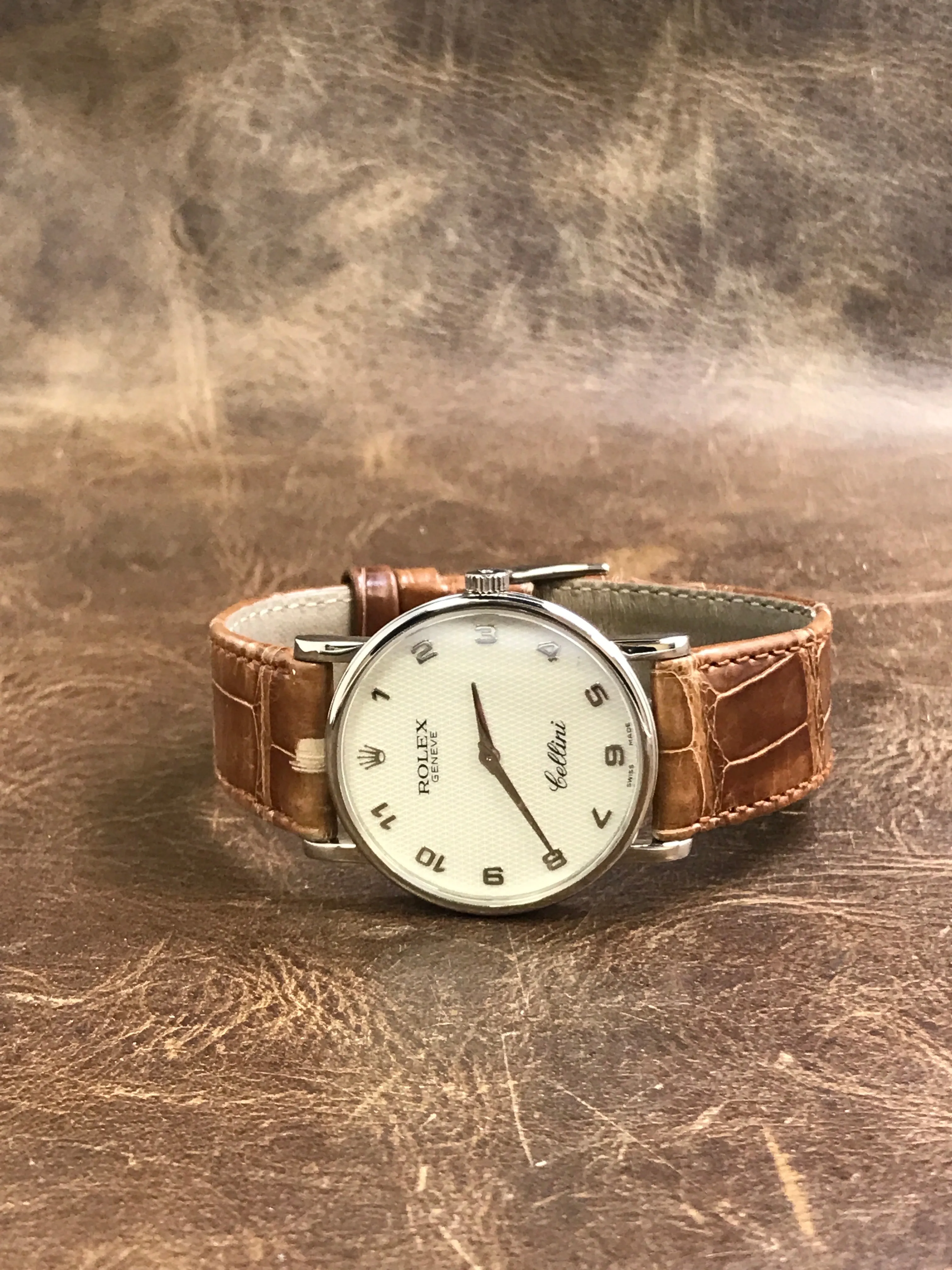 Rolex Cellini 5115 Mother of Pearl Dial Manual Wind Watch