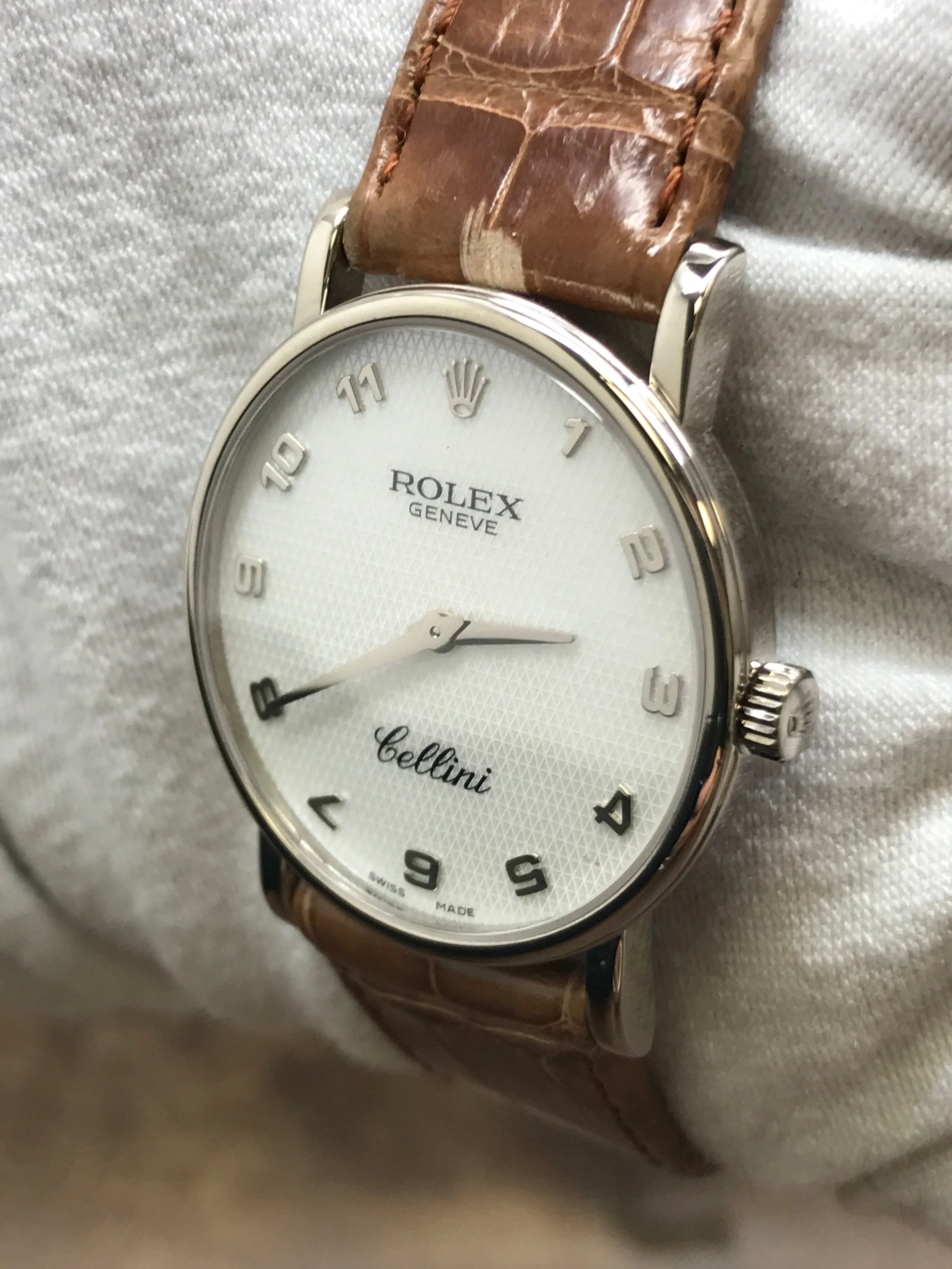 Rolex Cellini 5115 Mother of Pearl Dial Manual Wind Watch