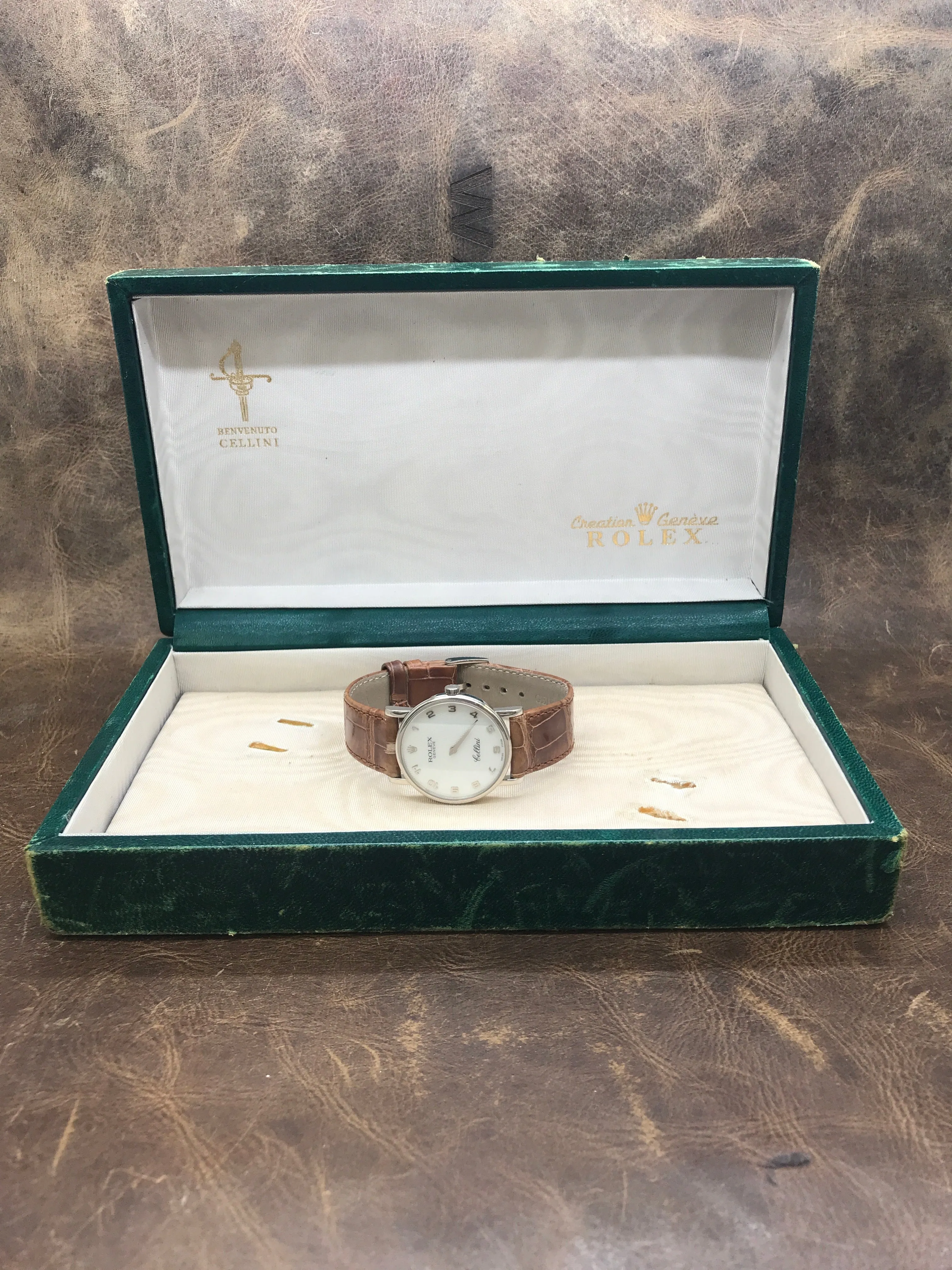 Rolex Cellini 5115 Mother of Pearl Dial Manual Wind Watch