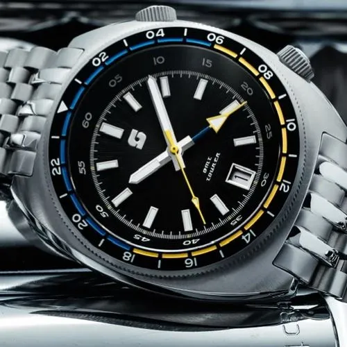 Straton Tourer GMT (Black) - Swiss&nbsp;Mvmt