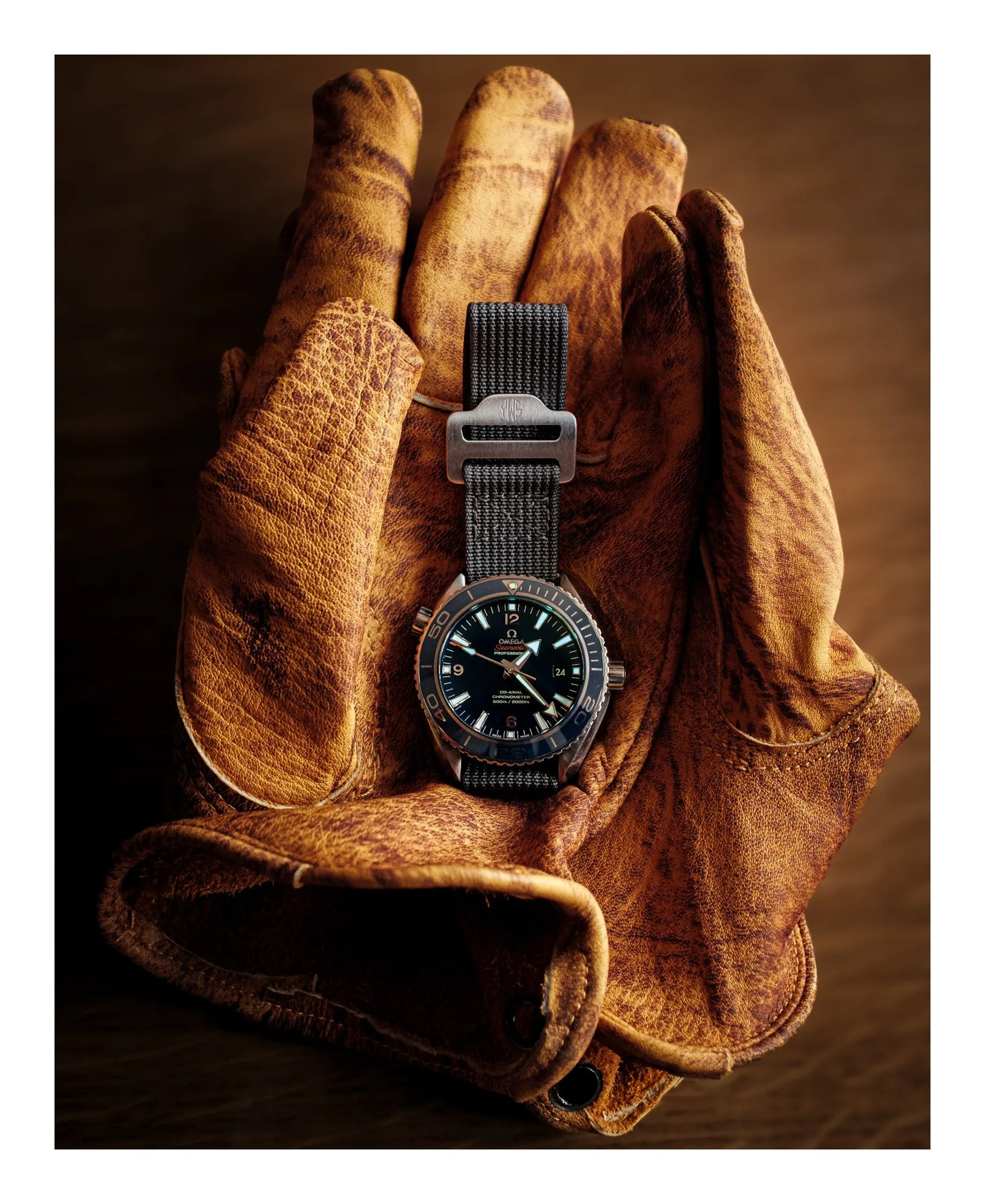 The Adventurer - Ribbed Nylon Single Pass Hook and Loop Watch Strap - Dark Grey