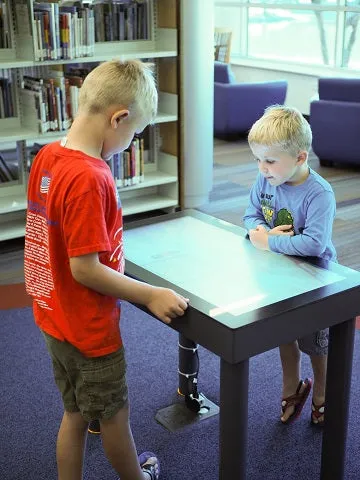 Touch Table 32"
