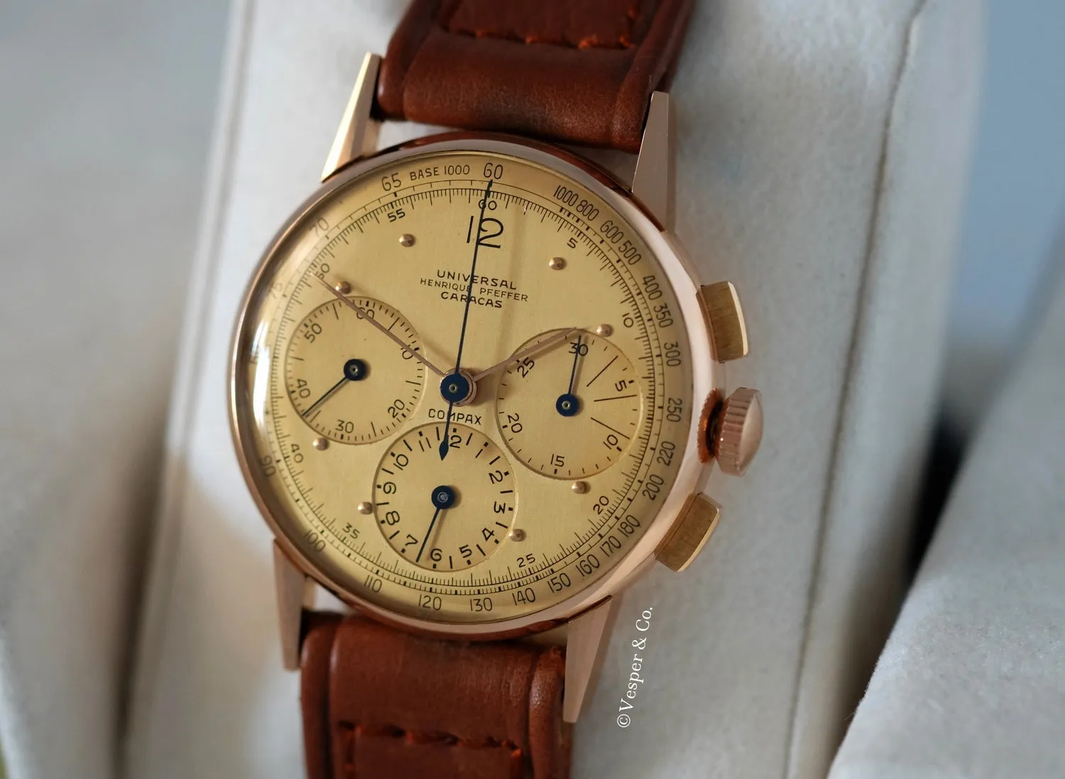 Universal Genève Compax in Rose Gold